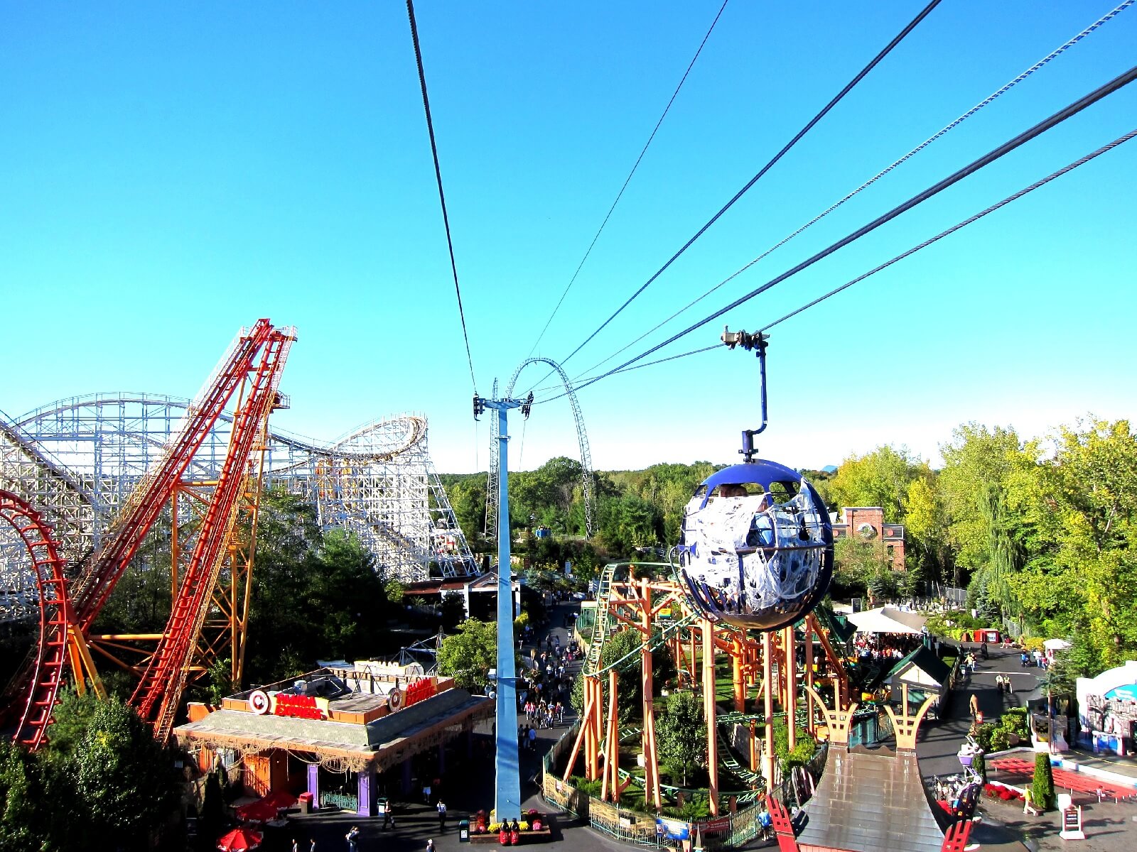 Six Flags New England Crowd Calendar Is It Packed Real Time Crowd 